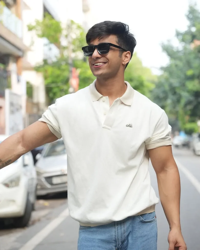 Aarush Bhola Biography