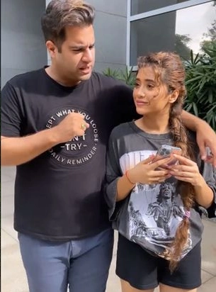 Rajiv Adatia With Shivangi Joshi